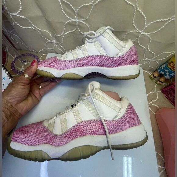 2013 Jordan 11 Low Snake - pinkGS‎ or youth size 7 Y - Picture 3 of 16